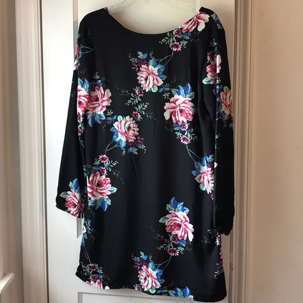 Floral long sleeve dress large